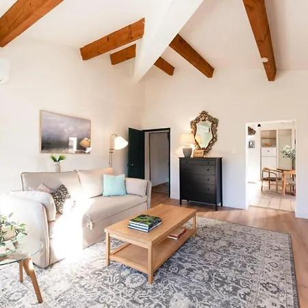 L'appartement Design, Lumineux, Central & Spacieux L'Isle-sur-la-Sorgue